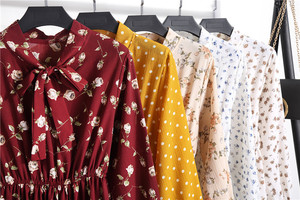 Ultimi Prodotti Liu Ming OEM ODM: Abito a Linea A con Stampa Floreale Primaverile, Maniche a Campana e Vita Elasticizzata per Donne - Product Image 3