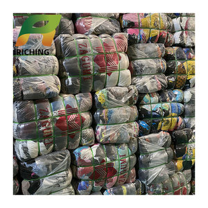 Balle di Abbigliamento Usato Misto di <span class=keywords><strong>Seconda</strong></span> Mano da Uomo di Marca, Provenienza Regno Unito, Dubai 2a Scelta, 45kg-50kg - Product Image 2