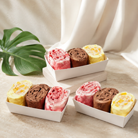 Plateau alimentaire carré en papier OEM personnalisé avec couvercles transparents pour boulangerie, desserts, sandwichs, emballage à emporter, vente en gros