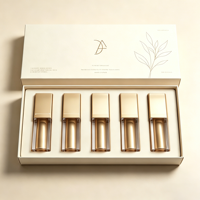 GOTOP Coffret cadeau rigide deux pièces pour gloss à lèvres, motif botanique en relief, finition crème mate, logo doré à chaud