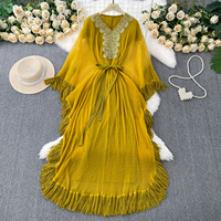 Robe longue décontractée pour femme, style bohème, en dentelle, col en V, avec franges, ceinture à nouer, idéale pour les vacances à la plage ou le quotidien