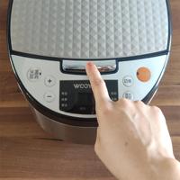 Penanak Nasi Listrik Portabel 2L Smart Household, Aluminium Multifungsi, dengan Gelas Takar, Panci Dalam Anti Lengket, Kontrol Timer Digital