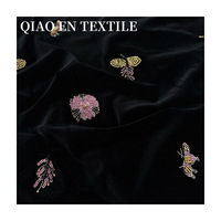 Tissu en maille brodé de sequins papillons et floraux, tulle perlé et pailleté pour robe de soirée