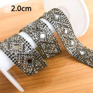 Chaîne de diamant clignotant avec support adhésif et accessoires de bande de diamant chaud accessoires de vêtements en tissu bricolage, ourlets de robe, déco - Product Image 6