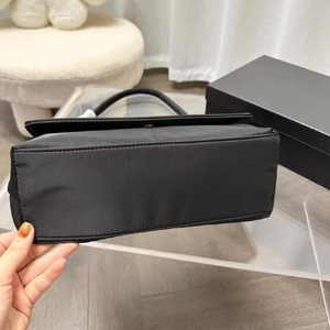 Bolsos de Mano para Chicas, Nuevo Diseño, Bolsos de Nylon de Alta Calidad con Logotipo, Bolsos de Lujo para Mujer, Bolsos de Marca Famosa - Product Image 4