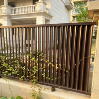 Clôture en aluminium à lattes verticales, prix de gros usine, couleur et taille personnalisées, pour jardin de villa, mur décoratif de clôture de territoire