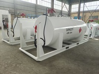 Réservoirs à carburant diesel et essence en acier au carbone à double paroi de 2400 L et 4500 L avec pompe de distribution et compteur