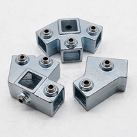 Pièce de connexion pour tube carré 40x40mm Coude de galvanisation Tuyau carré à trois voies Joint fixe