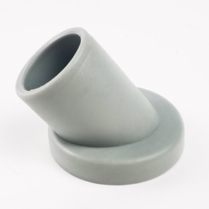 Pieds d'ameublement inclinés en plastique noir Xiu Fen pour la protection des tables et des chaises - Product Image 2