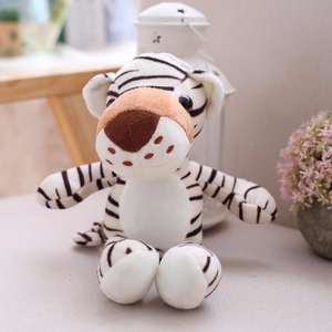 En gros mignon girafe lion <span class=keywords><strong>tigre</strong></span> jungle sauvage animaux en peluche jouets en peluche cadeau - Product Image 3