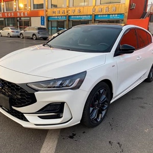 <span class=keywords><strong>Ford</strong></span> <span class=keywords><strong>Focus</strong></span> d'occasion 2022, berline, EcoBoost 180, 6AT, <span class=keywords><strong>ST</strong></span>-<span class=keywords><strong>Line</strong></span>, voiture de sport, conduite à gauche, sans accident - Product Image 2