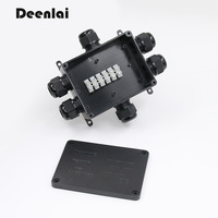 Boîte de jonction 6 voies Connecteur électrique étanche IP68 450V 41A pour bornes de câble Ignifuge pour usage industriel extérieur