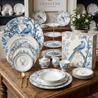Service d'assiettes de luxe en porcelaine fine, motif élégant, céramique, vintage, motif oiseau bleu, bord doré, vaisselle de table pour boutique et détaillants