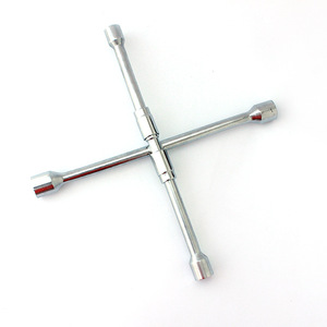 Clé à écrous robuste 4 voies de <span class=keywords><strong>18</strong></span> <span class=keywords><strong>pouces</strong></span> pour roues de voiture - Product Image 2