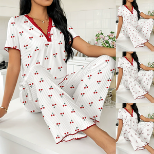 Nuevo Conjunto de <span class=keywords><strong>Pijama</strong></span> de <span class=keywords><strong>Verano</strong></span> 2026 al por Mayor para Mujer, Lindo, con Rayas Acanaladas, Ropa de Casa, Pantalones con <span class=keywords><strong>Tirantes</strong></span> de Corazón - Product Image 1