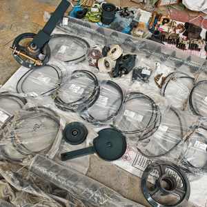 La máquina cosechadora de arroz de la <span class=keywords><strong>marca</strong></span> WORLD viene con todas las piezas a un precio bajo Guía de cuchillas B - Product Image 2