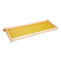 Holz-Bienenstock-Rahmen aus Kiefernholz mit Bienenspalt, Montiert mit Edelstahldraht & Messingösen, Wachsgrundplatte