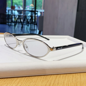 Montures de lunettes ovales en métal pour femmes, monture complète noire, design œil de chat, protection UV400, verres PC, numéro de pièce 98190 - Product Image 3