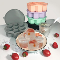 Bac à glaçons en Silicone de luxe réutilisable de haute qualité avec couvercle amovible, 7 boules de glaçons géantes pour le fabricant de glaçons faits maison