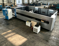 Nouvelle machine de découpe laser à fibre CNC de type portique RONGWIN avec refroidissement par eau pour métal et tubes