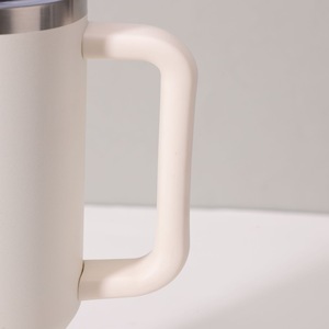 Nuovo Arrivo: Tumbler da Auto in Acciaio Inox da 40oz, <span class=keywords><strong>Tazza</strong></span> da Viaggio Isolata <span class=keywords><strong>a</strong></span> Doppia Parete, Bottiglia Termica con Punta di Aspirazione Rimovibile, Portatile - Product Image 6