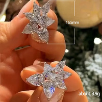 Kadınlar için Kübik Zirkonya Çiçekli Küpe, 5mm, Beyaz Altın Kaplama Pirinç Zarif Çiçek Desenli Kulak Çivileri