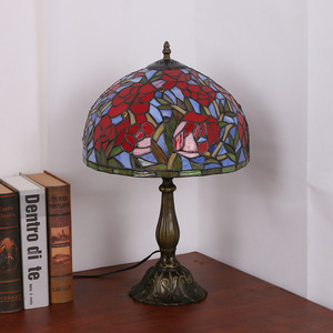 Lámpara de Mesa de Vidrio de Colores Romántica y Creativa Ouhaodi, Lámpara de Noche Cálida para Sala de Estar, Dormitorio, Estudio o Boda con Detalles de Rosa - Product Image 3