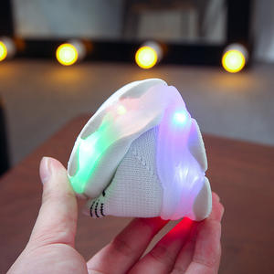 Vente d'usine, baskets respirantes antidérapantes pas chères, chaussures décontractées LED pour filles, garçons et enfants - Product Image 6