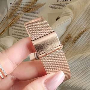 Reloj de cuarzo con correa de piel de cocodrilo y aleación de estilo empresarial para mujer - Product Image 5