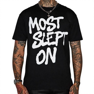 Camiseta de manga corta negra para hombre, estilo urbano, cuello redondo, corte regular, de algodón jersey con estampado frontal de letras, la más vendida. - Product Image 4
