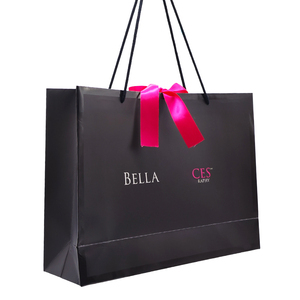 Sac en papier noir écologique de luxe pour le shopping, artisanal, imprimé avec un ruban, poignée torsadée pour les vêtements, les chaussures, lamination mate - Product Image 2