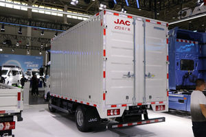 Los zapatos más vendidos JAC Vans Men 3Tons 5Tons Small Cargo Trucks Cargo Van For Sale - Product Image 4