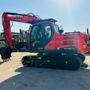 Excavatrice sur chenilles Doosan DX140 d'origine, modèle 2023, 14 tonnes, moteur, boîte de vitesses, pompe, origine Corée, VENTE CHAUDE, bon état, cabine propre - Product Image 1