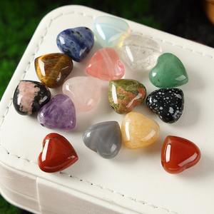 15mm cristal naturel pierres précieuses coeur perles pierre naturelle bouffée coeur pendentif perles avec trou horizontal de 3mm pour la fabrication de bijoux - Product Image 1