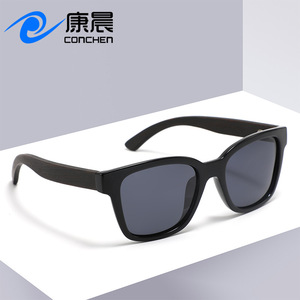 Gafas de sol cuadradas unisex Conchen, montura negra de PC, lentes TAC con protección UV400 para sol, pesca, viajes, conducción y moda. - Product Image 1