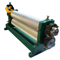 Matériel d'apiculture, machine à rouler les feuilles de fondation en cire d'abeille / machine à estamper la cire d'abeille / estampeur de cire d'abeille