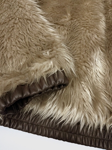 Giacca con Cappuccio in Finta Pelliccia Stile Y2K, Cappotto con Zip e Stampa di Zampe per Uomo e Donna, Caldo e Soffice Streetwear Personalizzabile - Product Image 3