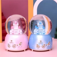 Peinture artistique personnalisée rose princesse romantique château de rêve modèle résine artisanat boule à neige fille cadeaux décoration de la maison ornements Figurine