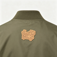 Écussons en cuir PU pressé à chaud personnalisés, étiquettes écologiques pour vêtements, accessoires de confection à coudre, vente en gros, OEM, faible MOQ