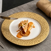 Assiette de table en céramique dorée à texture martelée, style japonais, luxe léger, pour usage domestique, hôtelier et de restaurant, motif uni de qualité supérieure