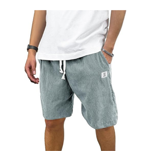 กางเกงขาสั้นผ้ายีนส์คลาสสิกของผู้ชาย | ซักเบาใส่สบายสำหรับสวมใส่สบายในฤดูร้อน | สีและขนาดที่กำหนดเองได้ - Product Image 1