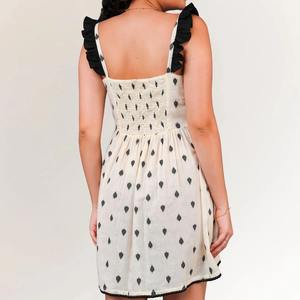 Robe mini en coton brodée de qualité supérieure pour femmes, idéale pour les vacances d'été à la plage et les tenues décontractées, disponible au meilleur prix - Product Image 4