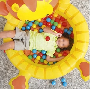 Kit de Juego Inflable Lion Ball para Navidad, <span class=keywords><strong>Centro</strong></span> de Juegos con Forma de Elipse, Edades 8-14, Gráficos Felinos, Asas con Diseño de Huella, 55cm, PVC - Product Image 2