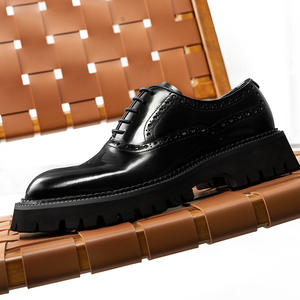 Zapatos formales de hombre de alta calidad y trajes de noche de cuero para hombre son elegantes y a la moda. - Product Image 1