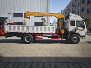 Faw 4x2 מטען הידראולי מנוף 5-12 טון משאית Zoomlion בשימוש עם תיבת הילוכים ומנוע - Product Image 6