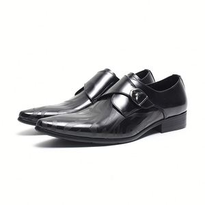 Chaussures habillées de luxe élégantes et tendance pour hommes grandes tailles, idéales pour les affaires et les mariages, en cuir véritable - Product Image 5