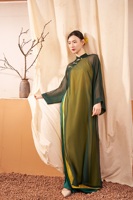Robe Ao Dai en soie brocart de style halter avec superposition en mousseline de soie, chrysanthème de lune vietnamien, KAD33