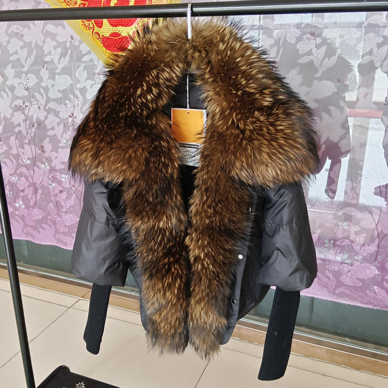 Collier en fourrure de raton laveur noir + café