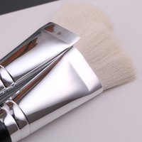 Kuas Makeup Wajah Mewah Bulu Sintetis Gagang Kayu Kuas Foundation Kontur Ujung Datar
