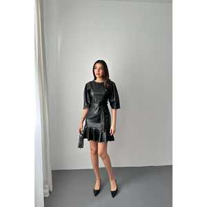 Mini robe de cocktail en cuir noir en gros - Product Image 5